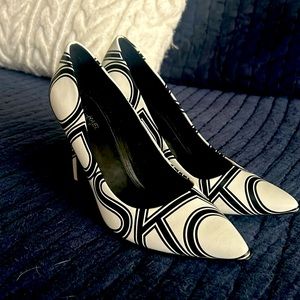 MICHAEL Michael Kors leather logo heels